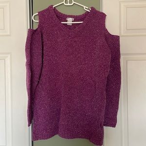 Women’s Venus Sweater, Cold Shoulder, Size Large, Great Condition!